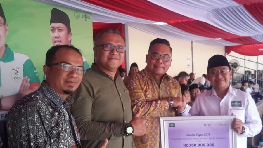 Bantuan ini ditujukan untuk meringankan biaya pendidikan atau biaya hidup santri selama menempuh pendidikan di pesantren.