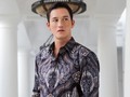 Agar Pria Terlihat Atraktif dalam Balutan Batik