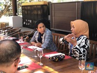 Menteri Rini Konversi 2 Kilang Tua BBM untuk Program B100