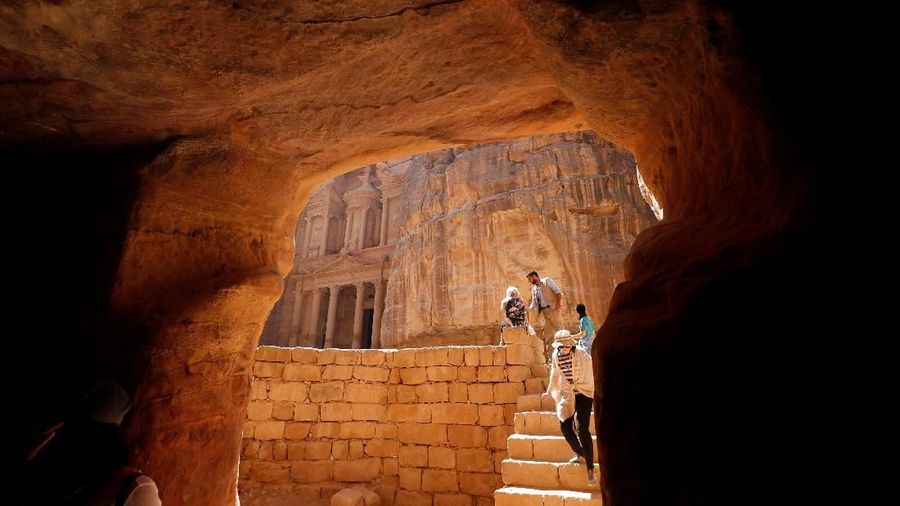 Taman Arkeologi Petra dinyatakan sebagai situs Warisan Dunia UNESCO, dan pada tahun2007 dinobatkan sebagai salah satu dari tujuh keajaiban dunia yang baru.