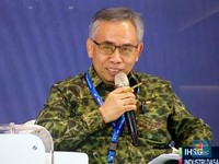 Kata Bos OJK Soal Kebijakan Ekonomi & Dana Murah Pasar Modal
