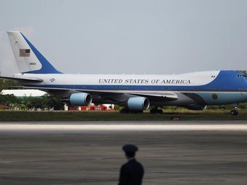 Di Air Force One, Trump Ungkap Hasil Makan Malam Dengan Xi