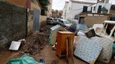 Hujan yang demikian deras dan tiba-tiba ini disebutkan badan meteorologi setempat terjadi setiap 80 tahun sekali (REUTERS/Enrique Calvo)
