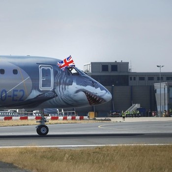 Tak Kalah dari Airbus & Boeing, Embraer Ciptakan Pesawat Hiu!