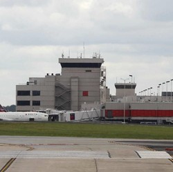 Breaking! Penembakan di Bandara Atlanta AS, Penumpang Chaos