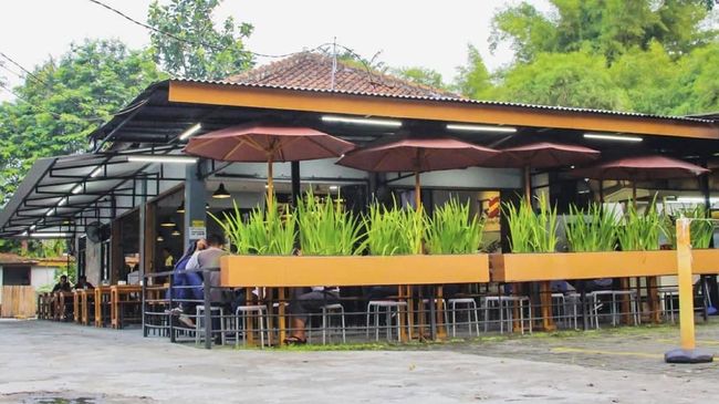 Eddy Supardi dan Roti Bakar Kebanggaan Ibu Kota
