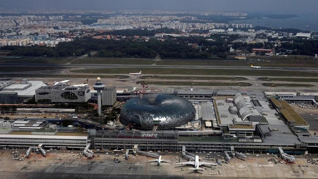 Konglomerat RI Kuasai Bisnis Avtur di Singapura, Sasar Bandara Changi