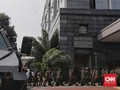 Anggota TNI Ikut Jaga Aksi Massa Kawal Amien Rais di Polda