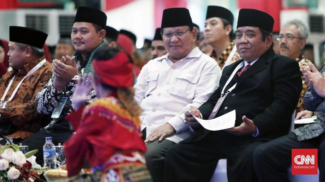 Citra Superhero Prabowo dan <i>Make Indonesia Great Again</i>