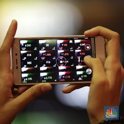 Saham-saham Tech Prospek Cuan, tapi Kemahalan nih?