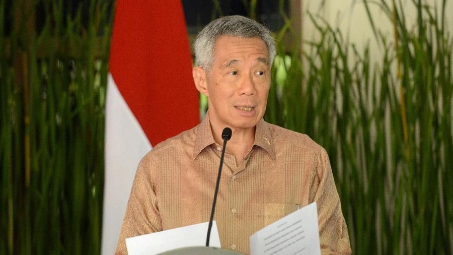 Perdana Menteri (PM) Singapura Lee Hsien Loong mengimbau warganya untuk tetap tenang.