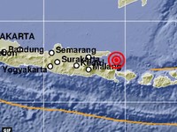 Gempa di Situbondo, Rumah Rusak & 3 Orang Tewas