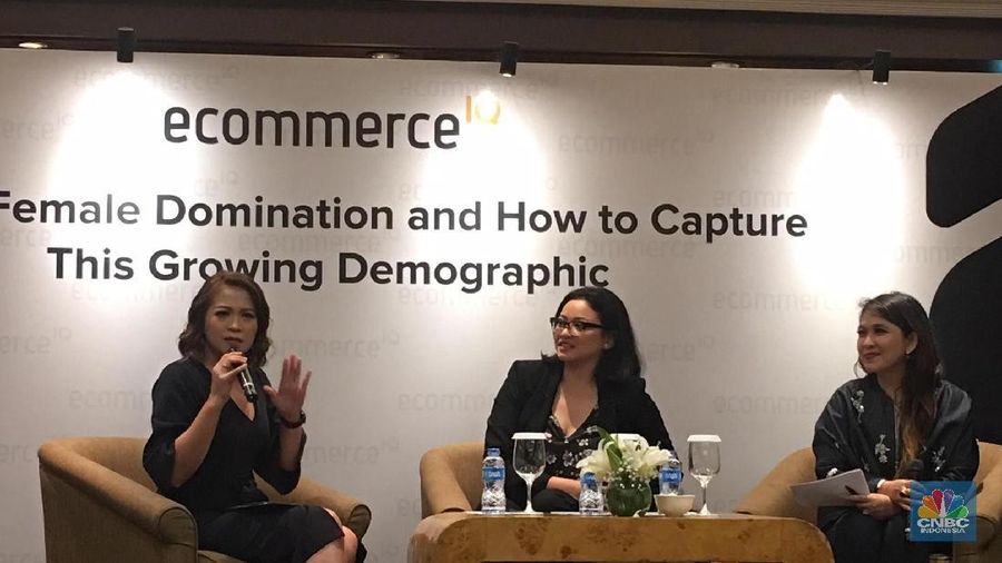 Hasil riset menyebut ibu-ibu Indonesia lebih suka belanja online ketimbang ke mal.