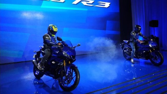 Yamaha R25 dan R3 Baru Debut Dunia di Kemayoran