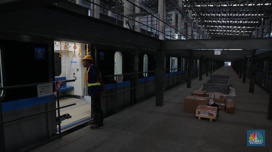 PT MRT Jakarta mengajukan tarif awal sebesar Rp 8.500 per 10 km ke Pemprov DKI Jakarta.
