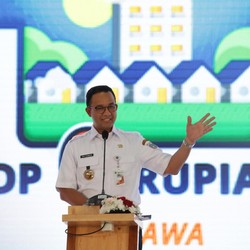 Anies: Selama ini DKI Bangun Jalan untuk Roda, Bukan Kaki