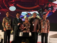 OJK Harap Fintech Bisa Perluas Keuangan Syariah