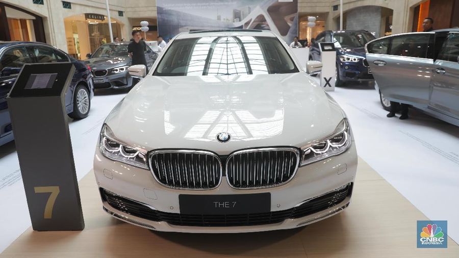 Kendaraan lama yang ingin ditukar dengan mobil BMW seri terbaru minimal pemakaian hanya lima tahun.