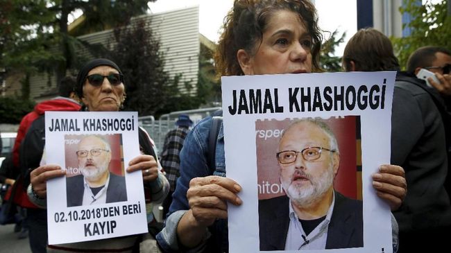 Menlu AS Bertemu Raja Salman Untuk Bahas Jamal Khashoggi