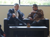 Israel vs Iran Membara: Semua Mata Kini Tertuju ke BI & The Fed