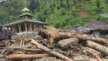 Sebanyak 17 Korban Banjir Bandang Madina Telah Dievakuasi