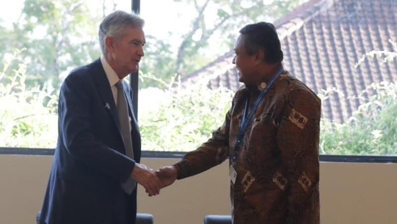 Dalam pertemuan tersebut, keduanya membicarakan tentang perkembangan ekonomi global.