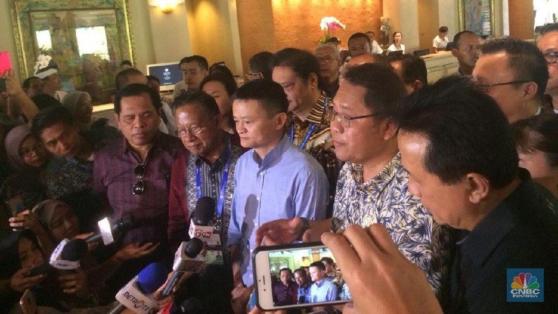 Pemerintah Indonesia bersama beberapa pelaku usaha dikabarkan sedang membicarakan kerja sama dengan raksasa teknologi asal China, Alibaba.
