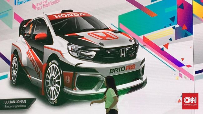 Honda Serahkan 200 Brio ke Konsumen