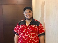 Ivan Gunawan Lelang Baju Demi Korban Gempa, Laris Rp 75 Juta