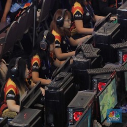 Rudiantara Incar Emas Asian Games 2022 dari Cabor e-Sports