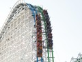 Pertama di Dunia, Roller Coaster Tawarkan Sensasi 'Tabrakan'