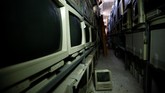 Ribuan unit komputer Apple milik Borsky juga sempat dipamerkan dalam sebuah ajang pameran di Vienna. (REUTERS/Leonhard Foeger)