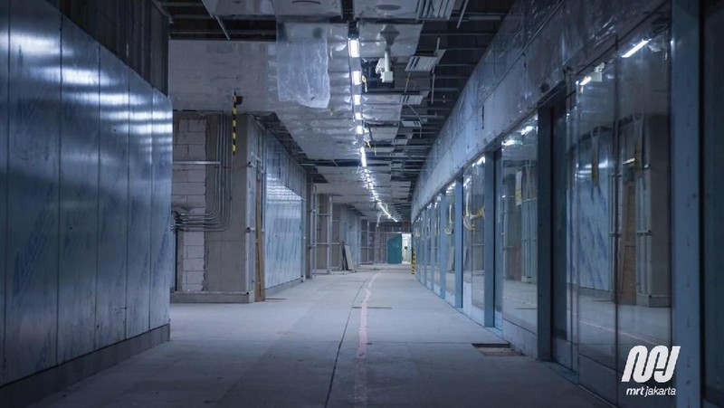 Kondisi akhir stasiun ini area bagian concourse dan platform sudah masuk tahap finishing