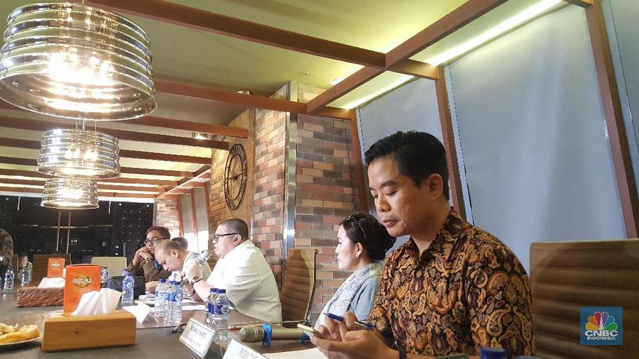 Hingga saat ini aktivitas operasional perusahaan masih dilakukan di bawah manajemen Joko Mogoginta Cs.