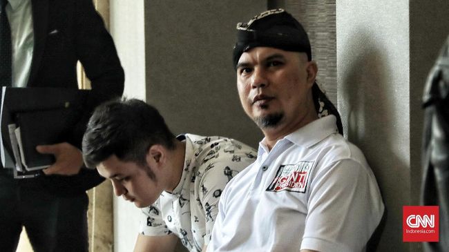 Polisi Ancam Geledah Rumah Ahmad Dhani Terkait Ujaran 'Idiot'