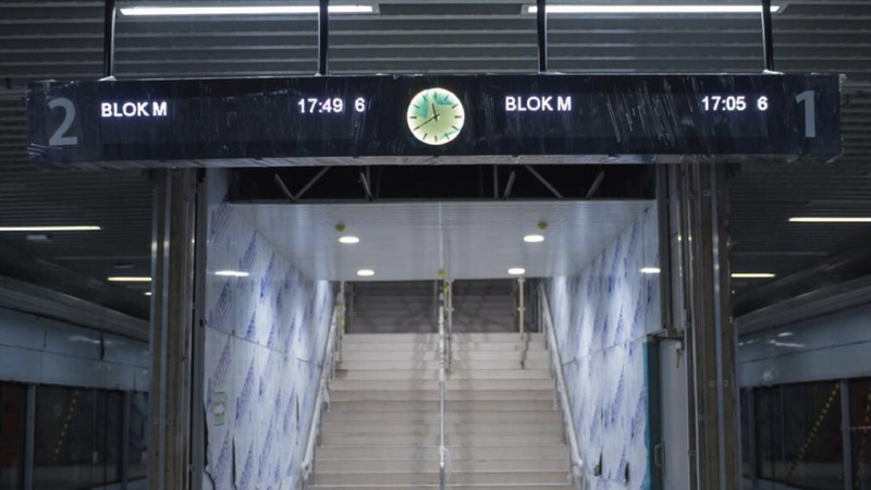 Kondisi akhir stasiun ini area bagian concourse dan platform sudah masuk tahap finishing