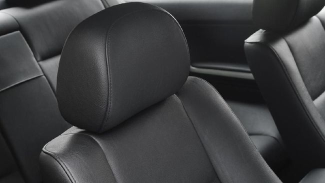 'Headrest' Mobil Bukan Sekadar Sandaran Kepala
