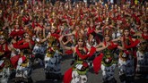 Tahun ini diperkirakan lebih dari 2.000 wisatawan hadir untuk menyaksikan pagelaran ini. (Juni Kriswanto / AFP)