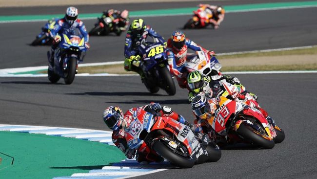 Klasemen Akhir MotoGP 2018, Marquez Dikuntit Dovi dan Rossi