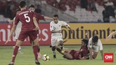 Todd Rivaldo Albert Ferre dimasukkan Indra Sjafri di menit ke-55 menggantikan Rafli Mursalim yang tampil kurang greget di lini depan. (CNN Indonesia/Hesti Rika)