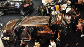 Harga Terra Lebih Murah dari Fortuner dan Pajero Sport