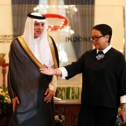 Menlu RI & Arab Bertemu, Aramco & Khashoggi Jadi Bahasan