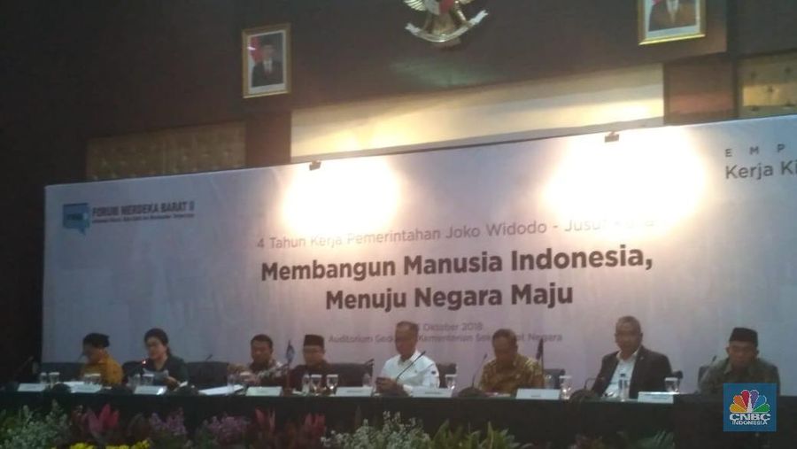 Dana Desa merupakan komitmen politik untuk mengurangi kemiskinan dan kesenjangan.