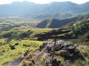 Gunung Tambora Dibuka Lagi untuk Wisatawan, tapi Pendakian Masih Tutup