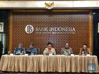 Perhatian! Obat Kuat Rupiah 'DNDF' Meluncur 1 November