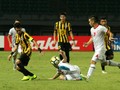Pelatih Prihatin Bek Malaysia Patahkan Kaki Pemain Tajikistan