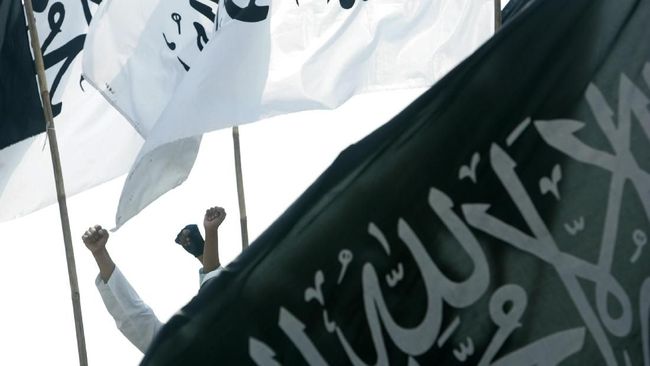 Polda Jabar Sebut Pembakaran Bendera Tindakan Spontan