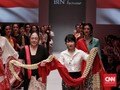 Sisi Halus Wanita Bak Sutra Dewangga ala Obin