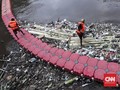 Pasukan Oranye Berani Adang Banjir, 'Takut' Pada Harga Rokok