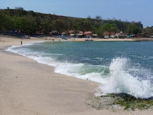 2,5 Jam Sampai! Ini 5 Pantai Terdekat dari Bandung